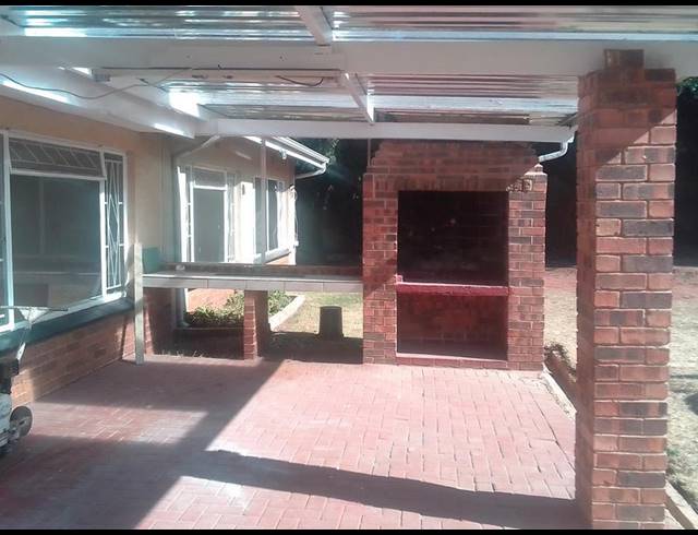 OFFICE PROPERTY TO RENT IN FLORIDA PARK